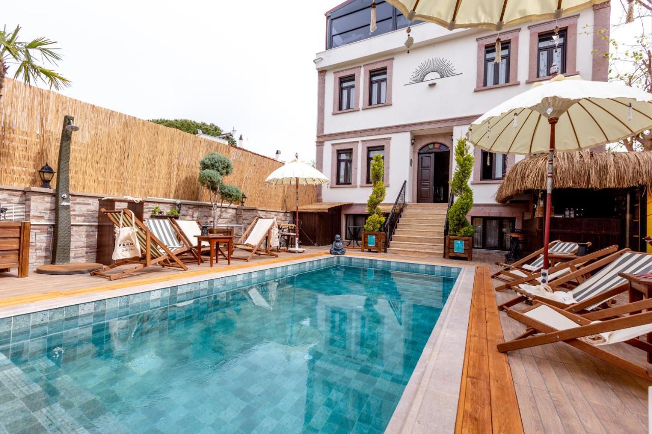 Cunda Parna Hotel מראה חיצוני תמונה