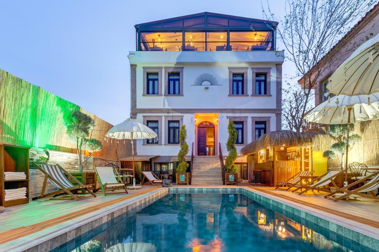 Cunda Parna Hotel מראה חיצוני תמונה