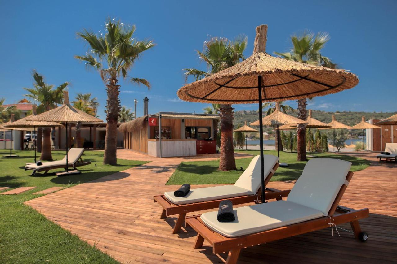 Cunda Parna Hotel מראה חיצוני תמונה