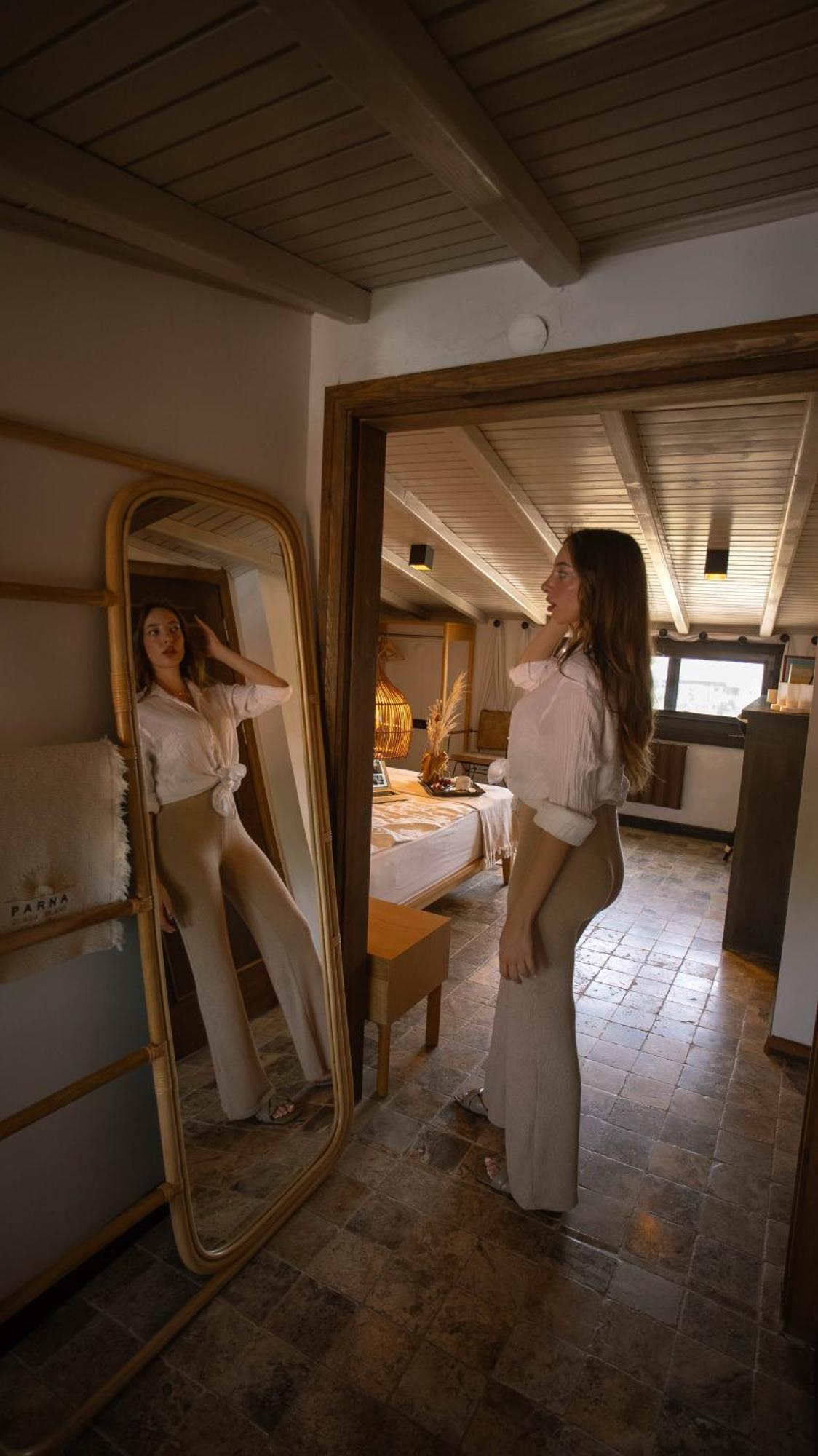 Cunda Parna Hotel חדר תמונה